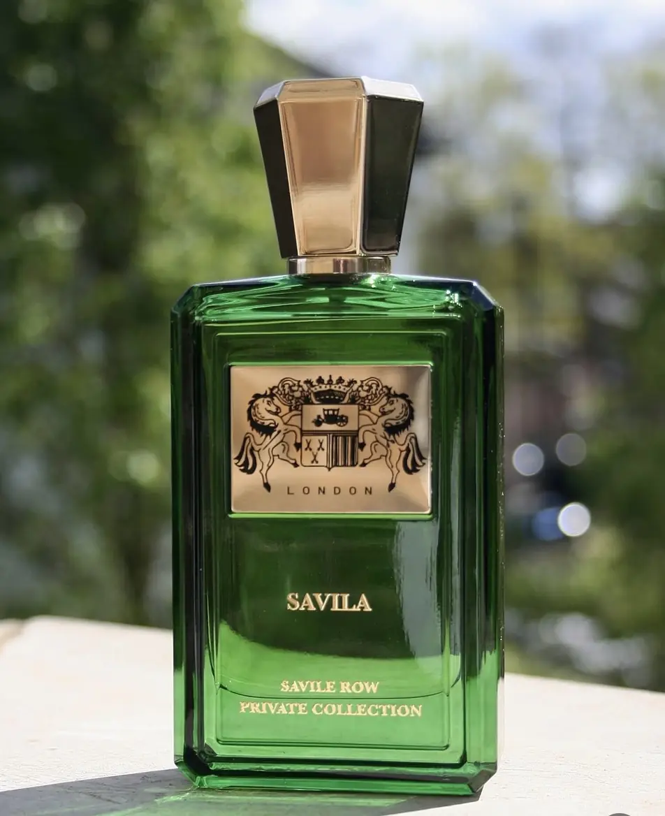 Savila Extrait de Parfum photographed outdoors in daylight